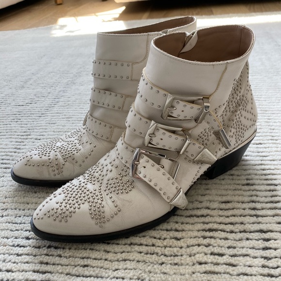 chloe susanna white boots
